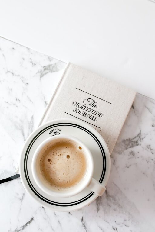 How to Start a Gratitude Journal and Improve Your Well-Being